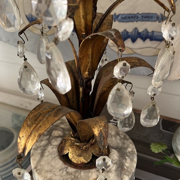 •VINTAGE TOLE GILT MARBLE CANDELABRA• - Picture 7 of 15